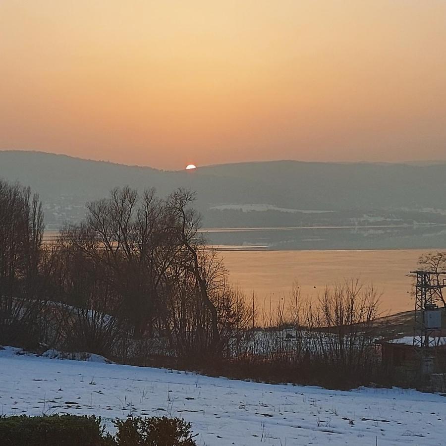 Apartman Cassovia Holcikovce Exterior foto
